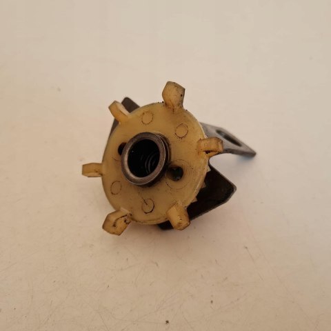 BRIGGS & STRATTON 4HP REGULATOR OBROTÓW BRIGGS & STRATTON 4HP REGULATOR OBROTÓW