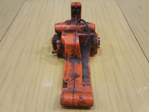 HUSQVARNA 50 51 55 RĄCZKA GAZU OBUDOWA ZBIORNIK HUSQVARNA 50 51 55 RĄCZKA GAZU OBUDOWA ZBIORNIK