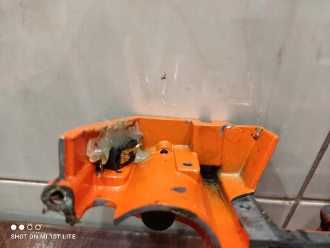 HUSQVARNA 50 KARTER OBUDOWA SILNIKA POŁÓWKA BLOK HUSQVARNA 50 KARTER OBUDOWA SILNIKA POŁÓWKA BLOK