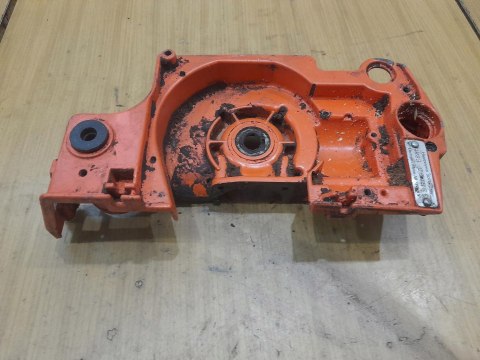 HUSQVARNA 50 KARTER OBUDOWA SILNIKA POŁÓWKA BLOK HUSQVARNA 50 KARTER OBUDOWA SILNIKA POŁÓWKA BLOK