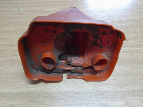 HUSQVARNA 545R OSŁONA OBUDOWA KORPUS ZBIORNIK HUSQVARNA 545R OSŁONA OBUDOWA KORPUS ZBIORNIK