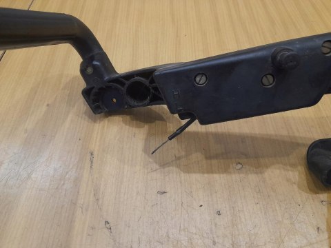 STIHL 012 AV RĄCZKA GAZU RĘKOJEŚĆ UCHWYT STIHL 012 AV RĄCZKA GAZU RĘKOJEŚĆ UCHWYT