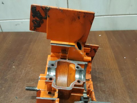 STIHL 015 AV LQ KARTER OBUDOWA BLOK SILNIKA STIHL 015 AV LQ KARTER OBUDOWA BLOK SILNIKA