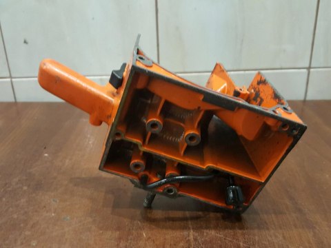 STIHL 015 AV LQ KARTER OBUDOWA BLOK SILNIKA STIHL 015 AV LQ KARTER OBUDOWA BLOK SILNIKA