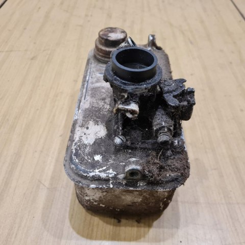 BRIGGS & STRATTON 3,5 HP GAŹNIK ORYGINAŁ ZBIORNIK PALIWA KPL BRIGGS & STRATTON 3,5 HP GAŹNIK ORYGINAŁ ZBIORNIK PALIWA KPL