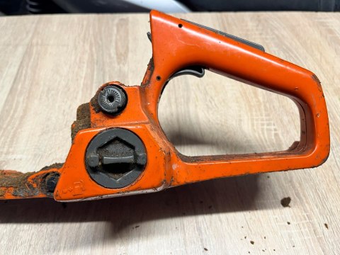 HUSQVARNA 36 RĄCZKA GAZU UCHWYT ZBIORNIK OBUDOWA HUSQVARNA 36 RĄCZKA GAZU UCHWYT ZBIORNIK OBUDOWA