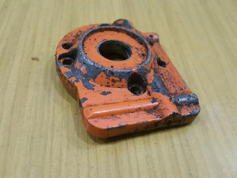 HUSQVARNA 44 POMPA POMPKA OLEJU OLEJOWA HUSQVARNA 44 POMPA POMPKA OLEJU OLEJOWA
