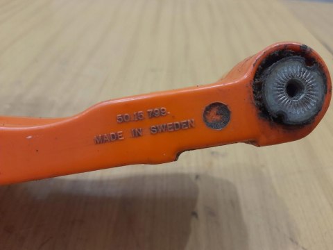 HUSQVARNA 44 RĄCZKA GAZU OBUDOWA ZBIORNIK UCHWYT HUSQVARNA 44 RĄCZKA GAZU OBUDOWA ZBIORNIK UCHWYT