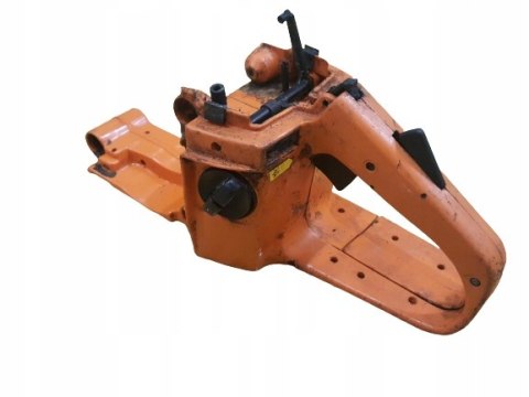 HUSQVARNA 44 RĄCZKA GAZU OBUDOWA ZBIORNIK UCHWYT HUSQVARNA 44 RĄCZKA GAZU OBUDOWA ZBIORNIK UCHWYT