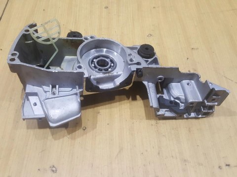 MTD GCS 4600/45 KARTER OBUDOWA SILNIKA KORPUS MTD GCS 4600/45 KARTER OBUDOWA SILNIKA KORPUS