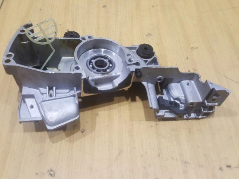 MTD GCS 4600/45 KARTER OBUDOWA SILNIKA KORPUS MTD GCS 4600/45 KARTER OBUDOWA SILNIKA KORPUS