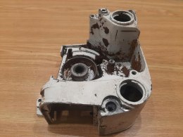 STIHL 010 AV KARTER OBUDOWA SILNIKA POŁÓWKA KORPUS