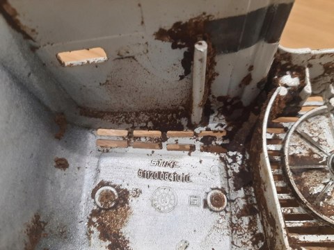 STIHL 010 AV OSŁONA OBUDOWA SZARPAKA STARTERA STIHL 010 AV OSŁONA OBUDOWA SZARPAKA STARTERA