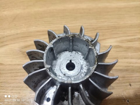 STIHL 011 012 AVT MAGNETO KOŁO MAGNESOWE STIHL 011 012 AVT MAGNETO KOŁO MAGNESOWE