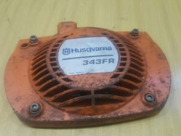 HUSQVARNA 343 FR OSŁONA OBUDOWA SZARPAKA STARTERA