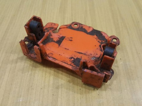HUSQVARNA 346 353 OSŁONA OBUDOWA POKRYWA HUSQVARNA 346 353 OSŁONA OBUDOWA POKRYWA