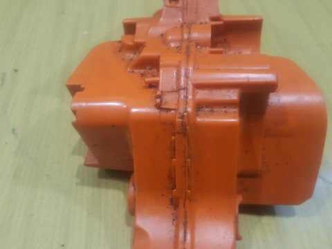 HUSQVARNA 350 RĄCZKA GAZU OBUDOWA ZBIORNIK UCHWYT HUSQVARNA 350 RĄCZKA GAZU OBUDOWA ZBIORNIK UCHWYT