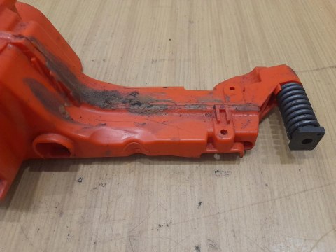 HUSQVARNA 350 RĄCZKA GAZU RĘKOJEŚĆ ZBIORNIK UCHWYT HUSQVARNA 350 RĄCZKA GAZU RĘKOJEŚĆ ZBIORNIK UCHWYT