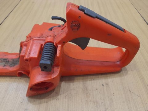 HUSQVARNA 350 RĄCZKA GAZU RĘKOJEŚĆ ZBIORNIK UCHWYT HUSQVARNA 350 RĄCZKA GAZU RĘKOJEŚĆ ZBIORNIK UCHWYT