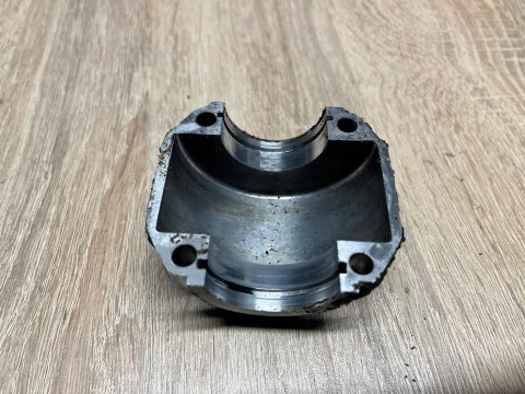 HUSQVARNA 36 MISKA MISECZKA KORBOWA OBUDOWA HUSQVARNA 36 MISKA MISECZKA KORBOWA OBUDOWA