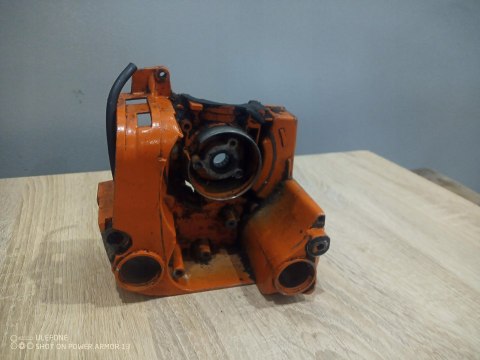 STIHL 009 010 011 012 KARTER OBUDOWA SILNIKA BLOK STIHL 009 010 011 012 KARTER OBUDOWA SILNIKA BLOK