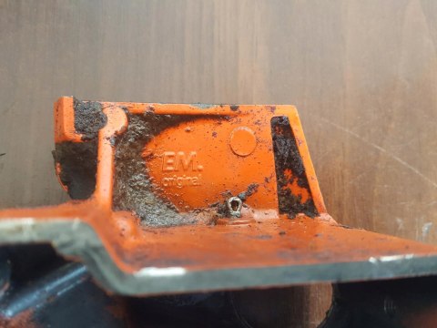 HUSQVARNA 281 XP KARTER POŁÓWKA OBUDOWA SILNIKA HUSQVARNA 281 XP KARTER POŁÓWKA OBUDOWA SILNIKA