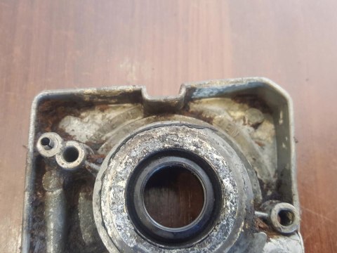 HUSQVARNA 281 XP POKRYWA OBUDOWA USZCZELNIACZA HUSQVARNA 281 XP POKRYWA OBUDOWA USZCZELNIACZA