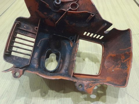 HUSQVARNA 322 R OSŁONA OBUDOWA POKRYWA KORPUS HUSQVARNA 322 R OSŁONA OBUDOWA POKRYWA KORPUS