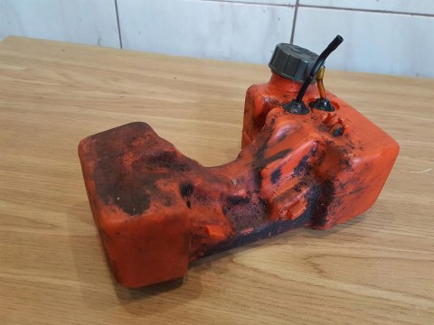 HUSQVARNA 25R ZBIORNIK PALIWA BAK HUSQVARNA 25R ZBIORNIK PALIWA BAK