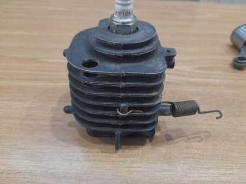 HUSQVARNA 26 LC CYLINDER TŁOK ORYGINAŁ KOMPLET HUSQVARNA 26 LC CYLINDER TŁOK ORYGINAŁ KOMPLET