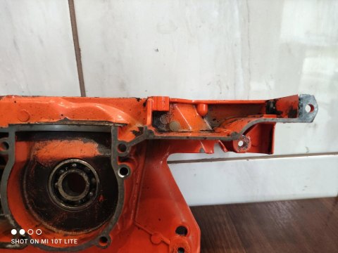 HUSQVARNA 266 SE KARTER OBUDOWA SILNIKA BLOK HUSQVARNA 266 SE KARTER OBUDOWA SILNIKA BLOK