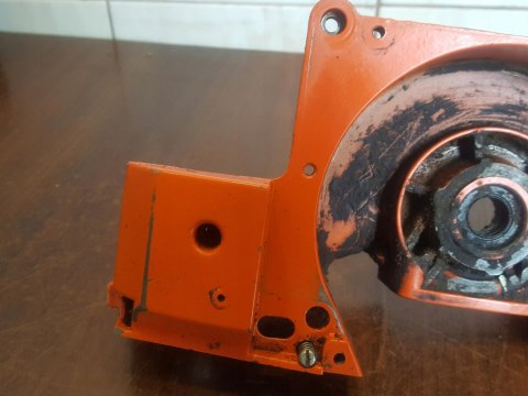 HUSQVARNA 281 KARTER OBUDOWA SILNIKA BLOK POŁÓWKA HUSQVARNA 281 KARTER OBUDOWA SILNIKA BLOK POŁÓWKA