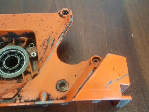 HUSQVARNA 281 KARTER OBUDOWA SILNIKA BLOK POŁÓWKA HUSQVARNA 281 KARTER OBUDOWA SILNIKA BLOK POŁÓWKA