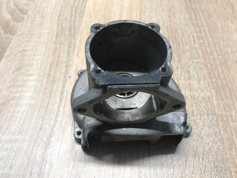 MTD 700 VP KARTER OBUDOWA SILNIKA KORPUS MTD 700 VP KARTER OBUDOWA SILNIKA KORPUS