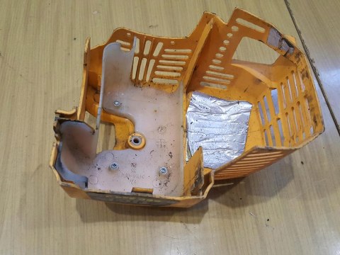 STIGA SBC 226 J OSŁONA OBUDOWA POKRYWA KORPUS STIGA SBC 226 J OSŁONA OBUDOWA POKRYWA KORPUS