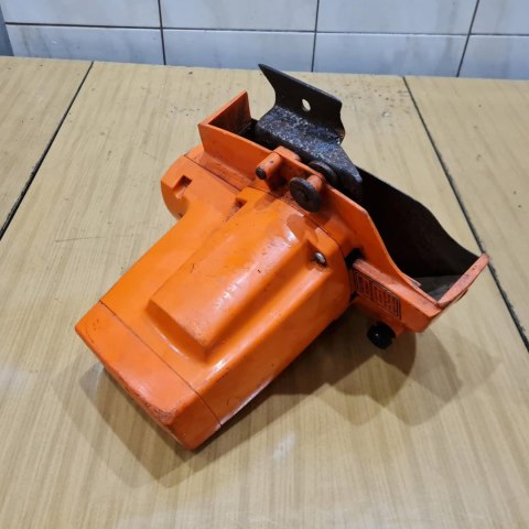 BLACK&DECKER 8224 OSŁONA OBUDOWA KORPUS BLACK&DECKER 8224 OSŁONA OBUDOWA KORPUS