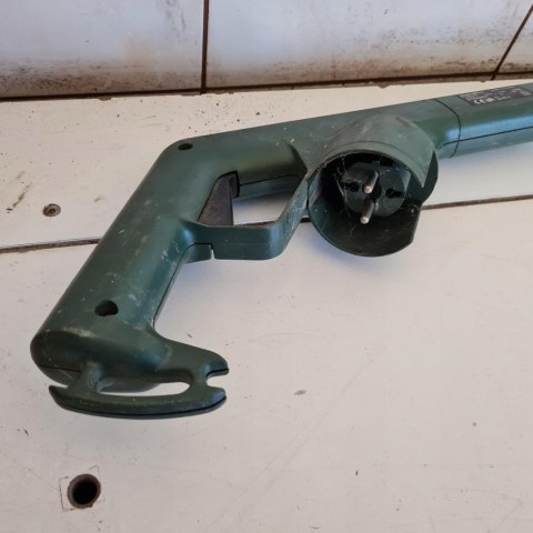 BLACK&DECKER ST20 PODKASZARKA ELEKTRYCZNA BLACK&DECKER ST20 PODKASZARKA ELEKTRYCZNA