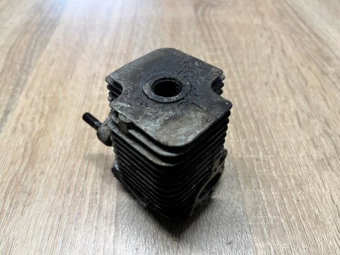 HUSQVARNA 25R CYLINDER TŁOK ORYGINAŁ KOMPLET HUSQVARNA 25R CYLINDER TŁOK ORYGINAŁ KOMPLET