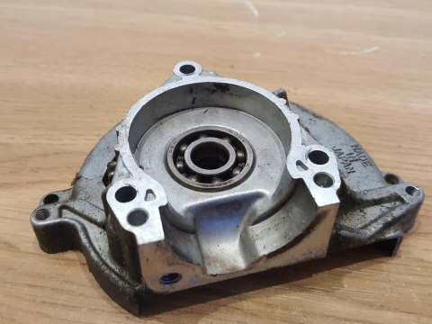 HUSQVARNA 25R KARTER OBUDOWA SILNIKA BLOK POŁÓWKA HUSQVARNA 25R KARTER OBUDOWA SILNIKA BLOK POŁÓWKA
