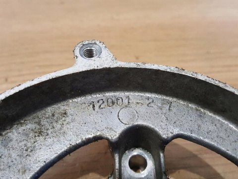 HUSQVARNA 25R KARTER OBUDOWA SILNIKA BLOK POŁÓWKA HUSQVARNA 25R KARTER OBUDOWA SILNIKA BLOK POŁÓWKA