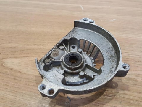 HUSQVARNA 25R KARTER OBUDOWA SILNIKA BLOK POŁÓWKA HUSQVARNA 25R KARTER OBUDOWA SILNIKA BLOK POŁÓWKA