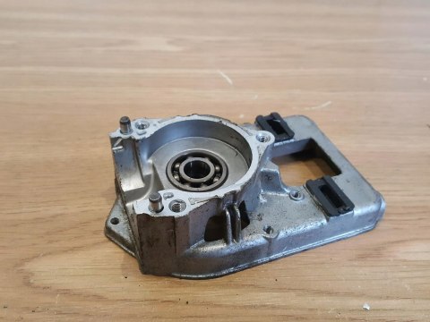 HUSQVARNA 25R KARTER OBUDOWA SILNIKA BLOK POŁÓWKA HUSQVARNA 25R KARTER OBUDOWA SILNIKA BLOK POŁÓWKA