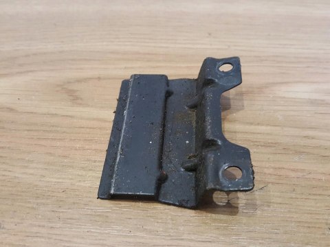 HUSQVARNA 25R UCHWYT MOCOWANIE WSPORNIK HUSQVARNA 25R UCHWYT MOCOWANIE WSPORNIK