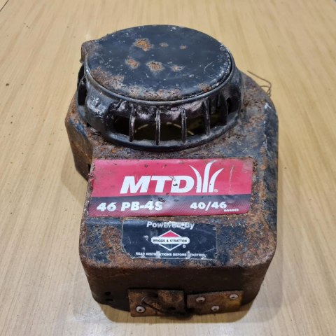 MTD 46 PB-4S OSŁONA OBUDOWA SZARPAKA STARTERA MTD 46 PB-4S OSŁONA OBUDOWA SZARPAKA STARTERA