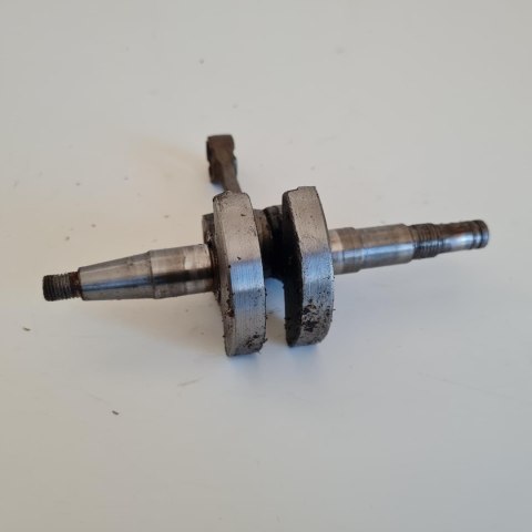 STEEL MS 230 WAŁ KORBOWY KORBOWÓD STEEL MS 230 WAŁ KORBOWY KORBOWÓD