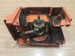 HUSQVARNA 240R KARTERY OBUDOWA WAŁ KORBOWY KPL