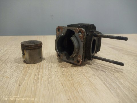 HUSQVARNA 24R CYLINDER TŁOK ORYGINAŁ KOMPLET HUSQVARNA 24R CYLINDER TŁOK ORYGINAŁ KOMPLET