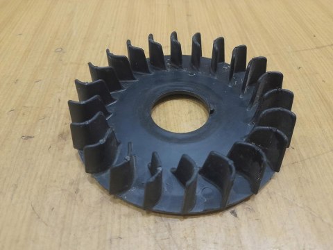 MOTOPOMPA BENZA BRP 100 WENTYLATOR WIATRAK SILNIKA MOTOPOMPA BENZA BRP 100 WENTYLATOR WIATRAK SILNIKA