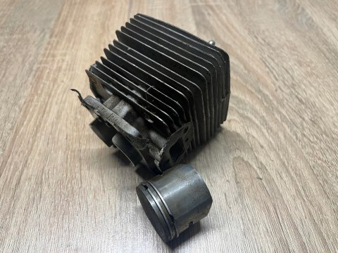 MR.GARDENER BM 4141 AC CYLINDER TŁOK ORYGINAŁ KPL MR.GARDENER BM 4141 AC CYLINDER TŁOK ORYGINAŁ KPL