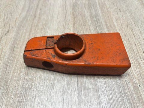 HUSQVARNA 235 R UCHWYT MOCOWANIE HUSQVARNA 235 R UCHWYT MOCOWANIE